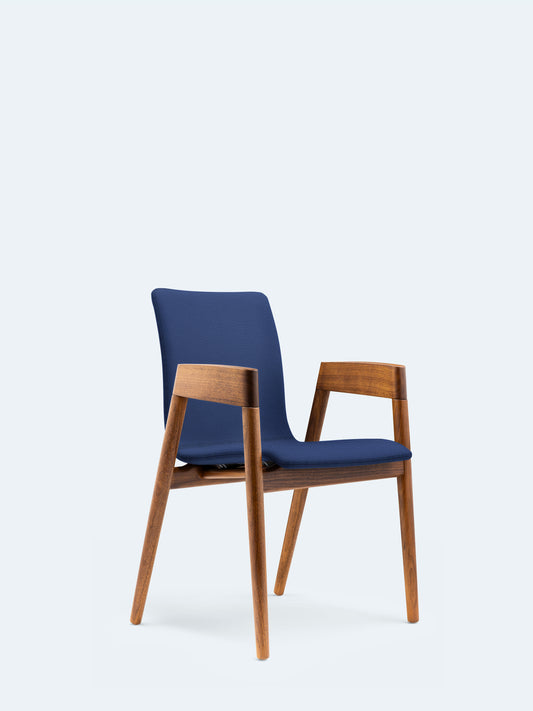 Holzer Stuhl Walnuss