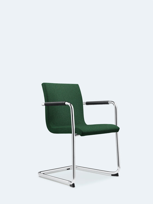 Lezgo 72 cantilever chair with leather armrests
