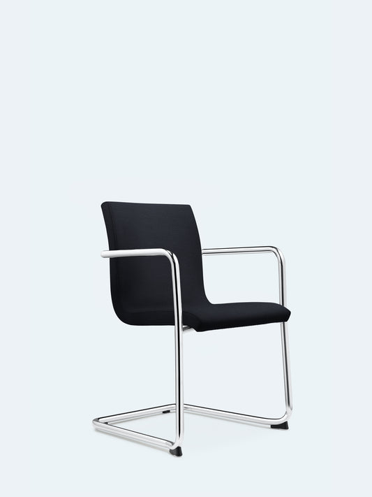 Lezgo 72 cantilever chair with armrests