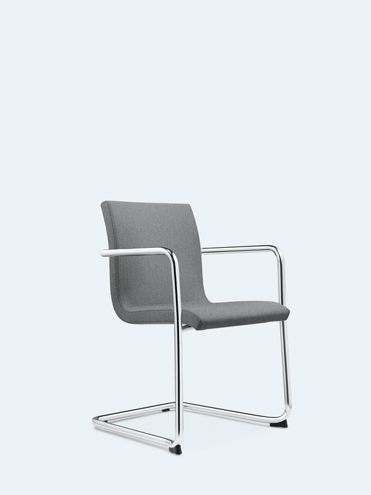 Lezgo 72 cantilever chair with armrests