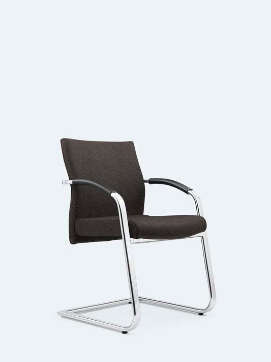 Lezgo 77 cantilever chair with leather armrests
