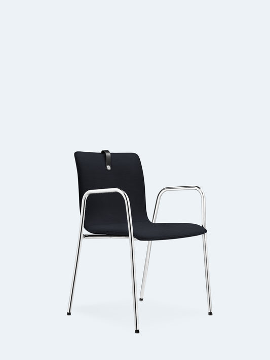 Mesami with armrests